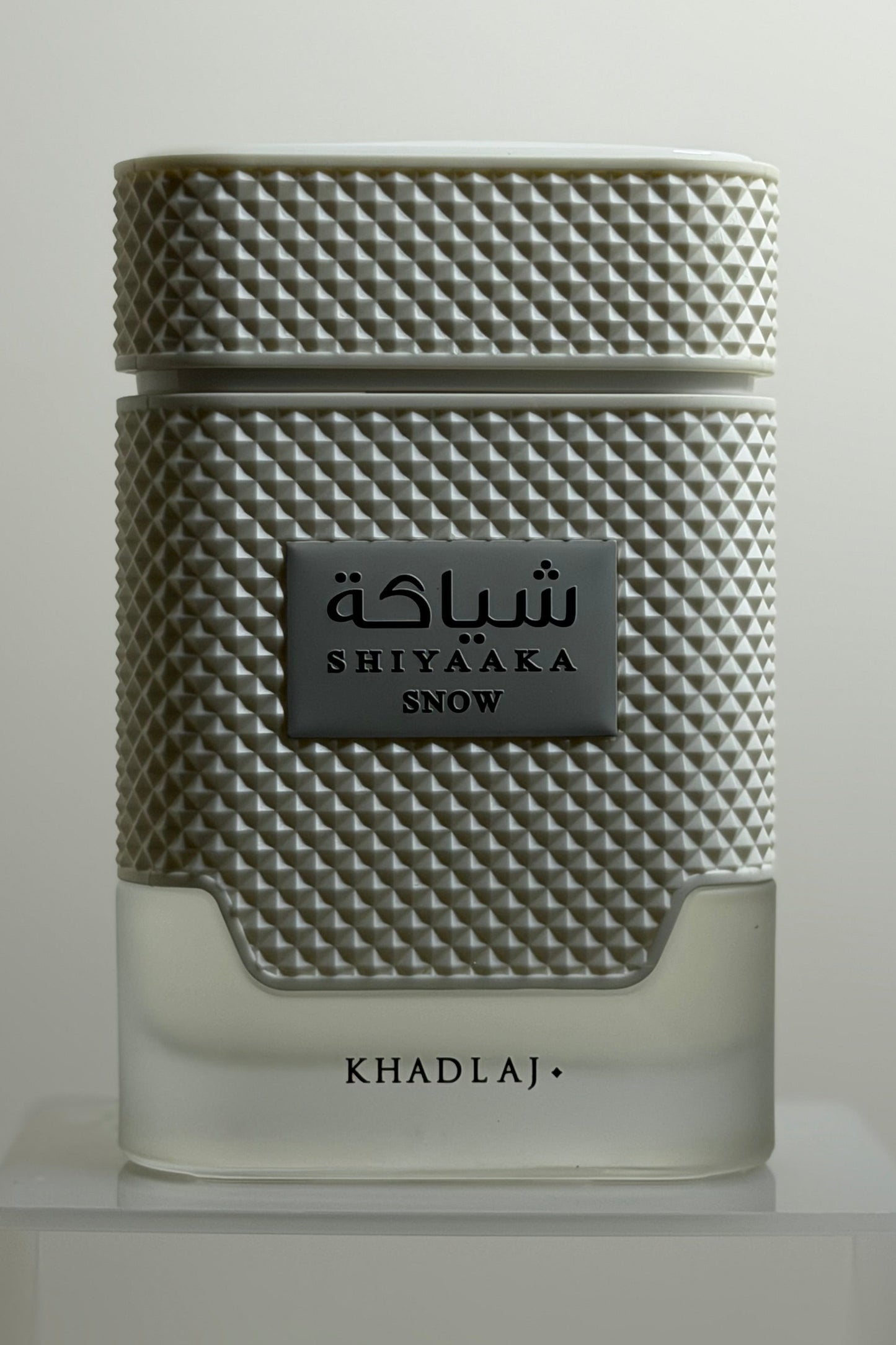 Khadlaj Shiyaaka Snow